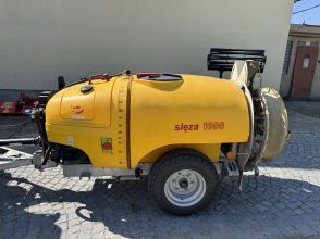 Postřikovač do vinice UNIA S 1000